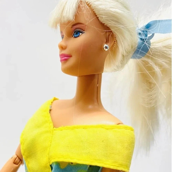 MATTEL BARBIE Doll Blond Hair Articulated Elbow Knees Earrings Dress 12" Tall - Picture 6 of 12